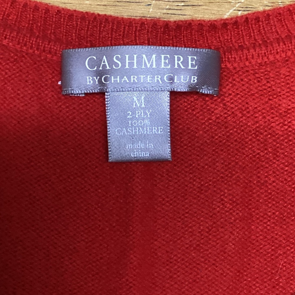 Red Charter Club Womens 100% Cashmere V-neck Sweater Size Medium - Picture 2 of 3